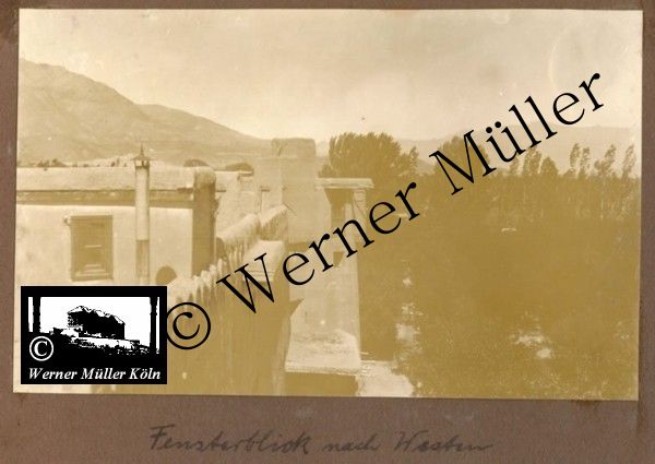 Foto Wilhelm Rieck , Afghanistan, Darulaman, Darul-Aman, Berlin, 1922, Amanullah, Rieck, Kabul, Tape-Taj-Beg, Maass, Harten, Standke, Plessen, Kandahar, Horten, harten, Bau, Palast, Bazar, Timur Schah, Partschin, Parschin, Teheran, Persien, Iran, aden, Vesuv, Neapel, Bombay, Maass, Bagman, Grobba, Gerber, Burg, wandgemälde, Königszimmer, Elefantenrennen, Bünte, Fensterblick, Winter, Reiterverein, Grantham, Suraija, Turmzimmer, Suez, Lyzeum, Schlüterstr, Berlin, Sancoussi, Potsdam, Schlossdächer, Schlossdach, Schachpartner, Kupfterdächer, Kupfterdach, Königlich Afghanischen Gesandtschaft, Berlin-Moabit, Alim Khan, Emir von Buchara, Lalander, Thaj Mahal, Agra, Parron, Baron Plessen, Mehl-Bazar, Mehlhändler, Obsthändler, Zuckerbäcker, Silberschmiede, Habibullah, Bank Ottoman, Pulverfabrik, Uran-Wiederaufbereitungsanlagen, F13, Gallipoli, Spinnmaschinen 