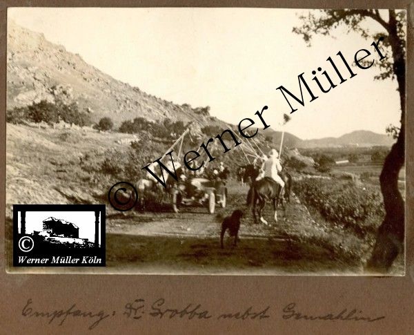 Foto Wilhelm Rieck , Afghanistan, Darulaman, Darul-Aman, Berlin, 1922, Amanullah, Rieck, Kabul, Tape-Taj-Beg, Maass, Harten, Standke, Plessen, Kandahar, Horten, harten, Bau, Palast, Bazar, Timur Schah, Partschin, Parschin, Teheran, Persien, Iran, aden, Vesuv, Neapel, Bombay, Maass, Bagman, Grobba, Gerber, Burg, wandgemälde, Königszimmer, Elefantenrennen, Bünte, Fensterblick, Winter, Reiterverein, Grantham, Suraija, Turmzimmer, Suez, Lyzeum, Schlüterstr, Berlin, Sancoussi, Potsdam, Schlossdächer, Schlossdach, Schachpartner, Kupfterdächer, Kupfterdach, Königlich Afghanischen Gesandtschaft, Berlin-Moabit, Alim Khan, Emir von Buchara, Lalander, Thaj Mahal, Agra, Parron, Baron Plessen, Mehl-Bazar, Mehlhändler, Obsthändler, Zuckerbäcker, Silberschmiede, Habibullah, Bank Ottoman, Pulverfabrik, Uran-Wiederaufbereitungsanlagen, F13, Gallipoli, 