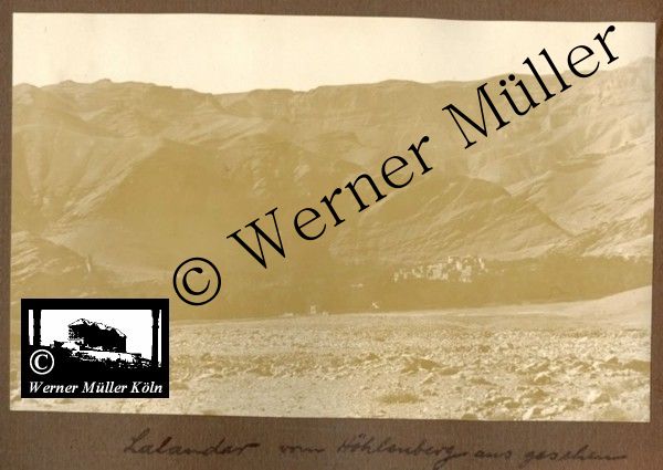 Foto Wilhelm Rieck , Afghanistan, Darulaman, Darul-Aman, Berlin, 1922, Amanullah, Rieck, Kabul, Tape-Taj-Beg, Maass, Harten, Standke, Plessen, Kandahar, Horten, harten, Bau, Palast, Bazar, Timur Schah, Partschin, Parschin, Teheran, Persien, Iran, aden, Vesuv, Neapel, Bombay, Maass, Bagman, Grobba, Gerber, Burg, wandgemälde, Königszimmer, Elefantenrennen, Bünte, Fensterblick, Winter, Reiterverein, Grantham, Suraija, Turmzimmer, Suez, Lyzeum, Schlüterstr, Berlin, Sancoussi, Potsdam, Schlossdächer, Schlossdach, Schachpartner, Kupfterdächer, Kupfterdach, Königlich Afghanischen Gesandtschaft, Berlin-Moabit, Alim Khan, Emir von Buchara, Lalander, Thaj Mahal, Agra, Parron, Baron Plessen, Mehl-Bazar, Mehlhändler, Obsthändler, Zuckerbäcker, Silberschmiede, Habibullah, Bank Ottoman, Pulverfabrik, Uran-Wiederaufbereitungsanlagen, F13, Gallipoli, 