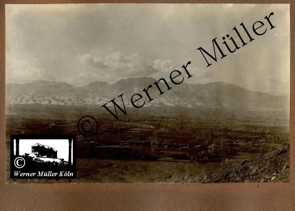 Foto Wilhelm Rieck , Afghanistan, Darulaman, Darul-Aman, Berlin, 1922, Amanullah, Rieck, Kabul, Tape-Taj-Beg, Maass, Harten, Standke, Plessen, Kandahar, Horten, harten, Bau, Palast, Bazar, Timur Schah, Partschin, Parschin, Teheran, Persien, Iran, aden, Vesuv, Neapel, Bombay, Maass, Bagman, Grobba, Gerber, Burg, wandgemälde, Königszimmer, Elefantenrennen, Bünte, Fensterblick, Winter, Reiterverein, Grantham, Suraija, Turmzimmer, Suez, Lyzeum, Schlüterstr, Berlin, Sancoussi, Potsdam, Schlossdächer, Schlossdach, Schachpartner, Kupfterdächer, Kupfterdach, Königlich Afghanischen Gesandtschaft, Berlin-Moabit, Alim Khan, Emir von Buchara, Lalander, Thaj Mahal, Agra, Parron, Baron Plessen, Mehl-Bazar, Mehlhändler, Obsthändler, Zuckerbäcker, Silberschmiede, Habibullah, Bank Ottoman, Pulverfabrik, Uran-Wiederaufbereitungsanlagen, F13, Gallipoli, 