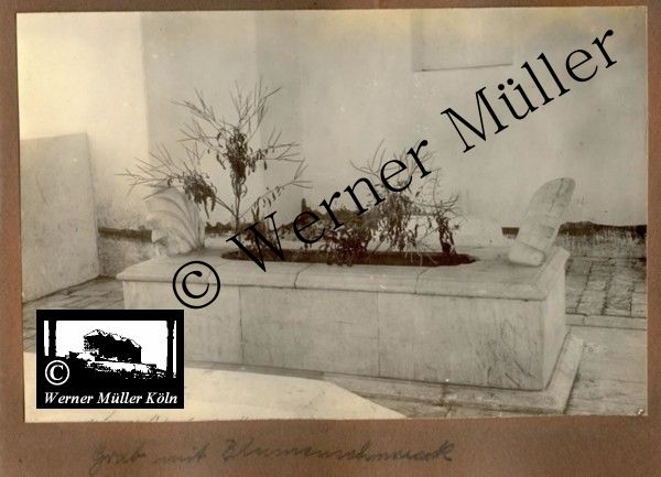 Foto Wilhelm Rieck , Afghanistan, Darulaman, Darul-Aman, Berlin, 1922, Amanullah, Rieck, Kabul, Tape-Taj-Beg, Maass, Harten, Standke, Plessen, Kandahar, Horten, harten, Bau, Palast, Bazar, Timur Schah, Partschin, Parschin, Teheran, Persien, Iran, aden, Vesuv, Neapel, Bombay, Maass, Bagman, Grobba, Gerber, Burg, wandgemälde, Königszimmer, Elefantenrennen, Bünte, Fensterblick, Winter, Reiterverein, Grantham, Suraija, Turmzimmer, Suez, Lyzeum, Schlüterstr, Berlin, Sancoussi, Potsdam, Schlossdächer, Schlossdach, Schachpartner, Kupfterdächer, Kupfterdach, Königlich Afghanischen Gesandtschaft, Berlin-Moabit, Alim Khan, Emir von Buchara, Lalander, Thaj Mahal, Agra, Parron, Baron Plessen, Mehl-Bazar, Mehlhändler, Obsthändler, Zuckerbäcker, Silberschmiede, Habibullah, Bank Ottoman, Pulverfabrik, Uran-Wiederaufbereitungsanlagen, F13, Gallipoli, 