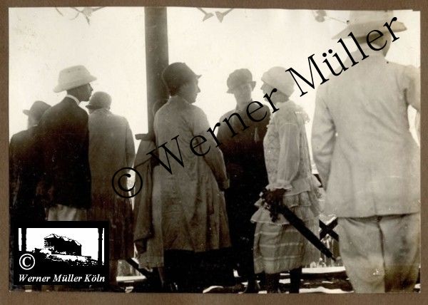 Kaltenborn, Foto Wilhelm Rieck , Afghanistan, Darulaman, Darul-Aman, Berlin, 1922, Amanullah, Rieck, Kabul, Tape-Taj-Beg, Maass, Harten, Standke, Plessen, Kandahar, Horten, harten, Bau, Palast, Bazar, Timur Schah, Partschin, Parschin, Teheran, Persien, Iran, aden, Vesuv, Neapel, Bombay, Maass, Bagman, Grobba, Gerber, Burg, wandgemälde, Königszimmer, Elefantenrennen, Bünte, Fensterblick, Winter, Reiterverein, Grantham, Suraija, Turmzimmer, Suez, Lyzeum, Schlüterstr, Berlin, Sancoussi, Potsdam, Schlossdächer, Schlossdach, Schachpartner, Kupfterdächer, Kupfterdach, Königlich Afghanischen Gesandtschaft, Berlin-Moabit, Alim Khan, Emir von Buchara, Lalander, Thaj Mahal, Agra, Parron, Baron Plessen, Mehl-Bazar, Mehlhändler, Obsthändler, Zuckerbäcker, Silberschmiede, Habibullah, Bank Ottoman, Pulverfabrik, Uran-Wiederaufbereitungsanlagen, F13, Gallipoli, 