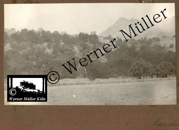Foto Wilhelm Rieck , Afghanistan, Darulaman, Darul-Aman, Berlin, 1922, Amanullah, Rieck, Kabul, Tape-Taj-Beg, Maass, Harten, Standke, Plessen, Kandahar, Horten, harten, Bau, Palast, Bazar, Timur Schah, Partschin, Parschin, Teheran, Persien, Iran, aden, Vesuv, Neapel, Bombay, Maass, Bagman, Grobba, Gerber, Burg, wandgemälde, Königszimmer, Elefantenrennen, Bünte, Fensterblick, Winter, Reiterverein, Grantham, Suraija, Turmzimmer, Suez, Lyzeum, Schlüterstr, Berlin, Sancoussi, Potsdam, Schlossdächer, Schlossdach, Schachpartner, Kupfterdächer, Kupfterdach, Königlich Afghanischen Gesandtschaft, Berlin-Moabit, Alim Khan, Emir von Buchara, Lalander, Thaj Mahal, Agra, Parron, Baron Plessen, Mehl-Bazar, Mehlhändler, Obsthändler, Zuckerbäcker, Silberschmiede, Habibullah, Bank Ottoman, Pulverfabrik, Uran-Wiederaufbereitungsanlagen, F13, Gallipoli, 