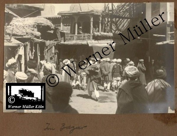 Foto Wilhelm Rieck , Afghanistan, Darulaman, Darul-Aman, Berlin, 1922, Amanullah, Rieck, Kabul, Tape-Taj-Beg, Maass, Harten, Standke, Plessen, Kandahar, Horten, harten, Bau, Palast, Bazar, Timur Schah, Partschin, Parschin, Teheran, Persien, Iran, aden, Vesuv, Neapel, Bombay, Maass, Bagman, Grobba, Gerber, Burg, wandgemälde, Königszimmer, Elefantenrennen, Bünte, Fensterblick, Winter, Reiterverein, Grantham, Suraija, Turmzimmer, Suez, Lyzeum, Schlüterstr, Berlin, Sancoussi, Potsdam, Schlossdächer, Schlossdach, Schachpartner, Kupfterdächer, Kupfterdach, Königlich Afghanischen Gesandtschaft, Berlin-Moabit, Alim Khan, Emir von Buchara, Lalander, Thaj Mahal, Agra, Parron, Baron Plessen, Mehl-Bazar, Mehlhändler, Obsthändler, Zuckerbäcker, Silberschmiede, Habibullah, Bank Ottoman, Pulverfabrik, Uran-Wiederaufbereitungsanlagen, F13, Gallipoli, 