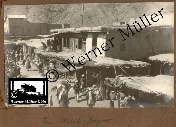 Foto Wilhelm Rieck , Afghanistan, Darulaman, Darul-Aman, Berlin, 1922, Amanullah, Rieck, Kabul, Tape-Taj-Beg, Maass, Harten, Standke, Plessen, Kandahar, Horten, harten, Bau, Palast, Bazar, Timur Schah, Partschin, Parschin, Teheran, Persien, Iran, aden, Vesuv, Neapel, Bombay, Maass, Bagman, Grobba, Gerber, Burg, wandgemälde, Königszimmer, Elefantenrennen, Bünte, Fensterblick, Winter, Reiterverein, Grantham, Suraija, Turmzimmer, Suez, Lyzeum, Schlüterstr, Berlin, Sancoussi, Potsdam, Schlossdächer, Schlossdach, Schachpartner, Kupfterdächer, Kupfterdach, Königlich Afghanischen Gesandtschaft, Berlin-Moabit, Alim Khan, Emir von Buchara, Lalander, Thaj Mahal, Agra, Parron, Baron Plessen, Mehl-Bazar, Mehlhändler, Obsthändler, Zuckerbäcker, Silberschmiede, Habibullah, Bank Ottoman, Pulverfabrik, Uran-Wiederaufbereitungsanlagen, F13, Gallipoli, 