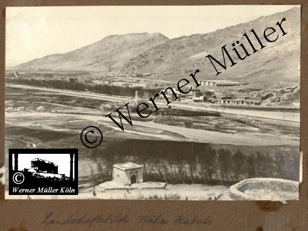 Foto Wilhelm Rieck , Afghanistan, Darulaman, Darul-Aman, Berlin, 1922, Amanullah, Rieck, Kabul, Tape-Taj-Beg, Maass, Harten, Standke, Plessen, Kandahar, Horten, harten, Bau, Palast, Bazar, Timur Schah, Partschin, Parschin, Teheran, Persien, Iran, aden, Vesuv, Neapel, Bombay, Maass, Bagman, Grobba, Gerber, Burg, wandgemälde, Königszimmer, Elefantenrennen, Bünte, Fensterblick, Winter, Reiterverein, Grantham, Suraija, Turmzimmer, Suez, Lyzeum, Schlüterstr, Berlin, Sancoussi, Potsdam, Schlossdächer, Schlossdach, Schachpartner, Kupfterdächer, Kupfterdach, Königlich Afghanischen Gesandtschaft, Berlin-Moabit, Alim Khan, Emir von Buchara, Lalander, Thaj Mahal, Agra, Parron, Baron Plessen, Mehl-Bazar, Mehlhändler, Obsthändler, Zuckerbäcker, Silberschmiede, Habibullah, Bank Ottoman, Pulverfabrik, Uran-Wiederaufbereitungsanlagen, F13, Gallipoli, 